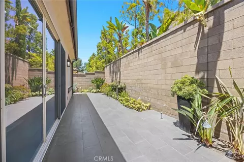 Exterior - 61 Bloomington, Irvine, CA 92620 photo 2 of 2