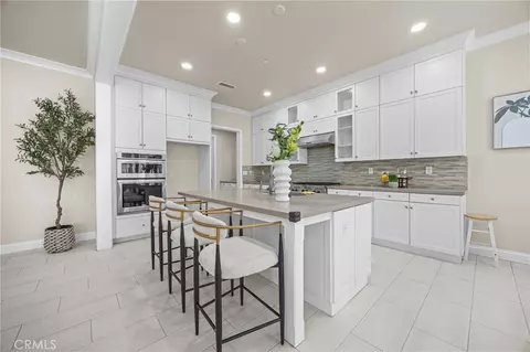 Kitchen - 61 Bloomington, Irvine, CA 92620 photo 2 of 2