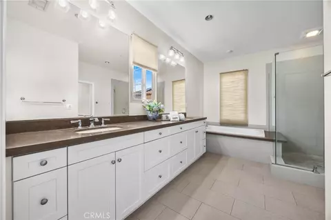 Bath - 61 Bloomington, Irvine, CA 92620 photo 2 of 4