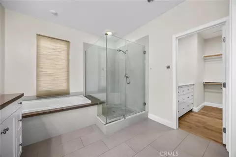 Bath - 61 Bloomington, Irvine, CA 92620 photo 3 of 4