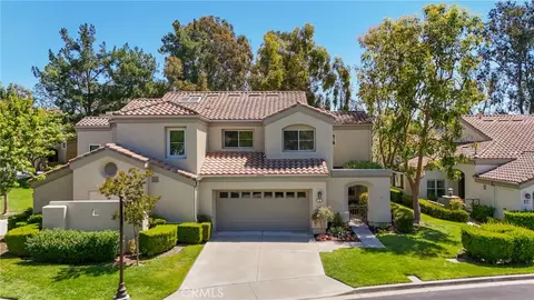 2 Via Empanada, Rancho Santa Margarita, CA 92688