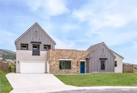18510 Boulder Blf, Silverado, CA 92676