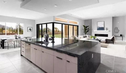 Kitchen - 18510 Boulder Blf, Silverado, CA 92676 photo 6 of 6