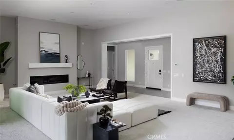 Living - 18510 Boulder Blf, Silverado, CA 92676 photo 6 of 7