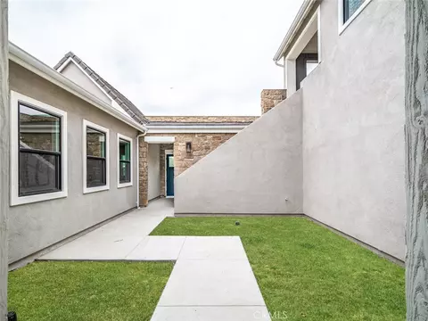 Exterior - 18510 Boulder Blf, Silverado, CA 92676 photo 4 of 10