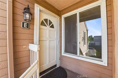 10345 W Briar Oaks #E, Stanton, CA 90680