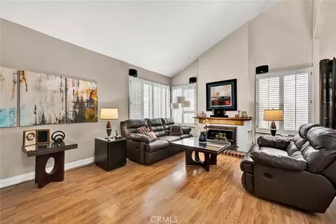 14211 Cherrywood, Tustin, CA 92780