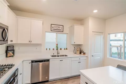 2003 Renata Dr, Perris, CA 92571 photo 17