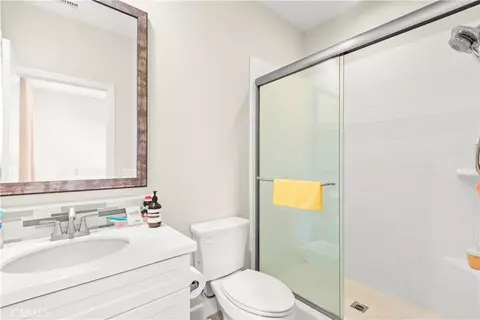 Bath - 72 Granite Path, Irvine, CA 92620 photo 7 of 7