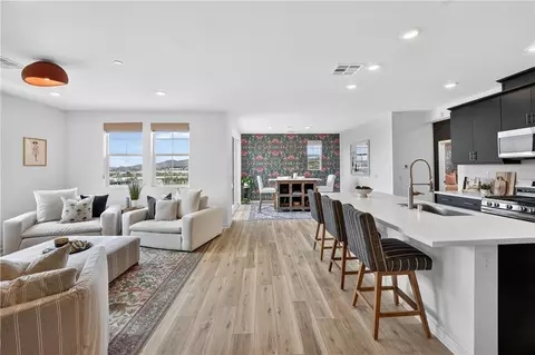 415 Besalu Ter, Mission Viejo, CA 92694