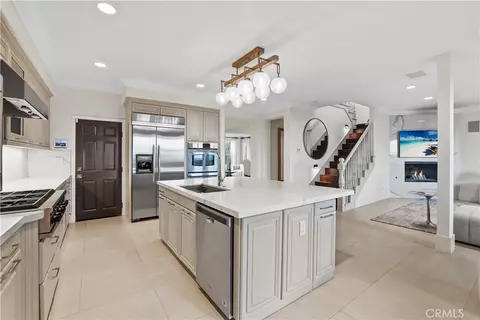Kitchen - 113 Bottlebrush, Irvine, CA 92603 photo 7 of 7