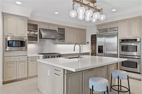 Kitchen - 113 Bottlebrush, Irvine, CA 92603 photo 5 of 7