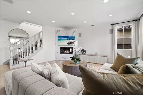 Living - 113 Bottlebrush, Irvine, CA 92603 photo 2 of 4