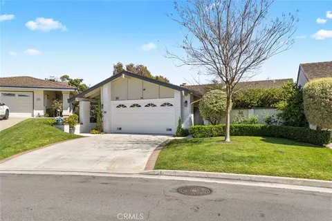 30 Jetty Dr, Corona Del Mar, CA 92625
