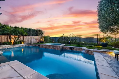 25 Southern Hills Dr, Aliso Viejo, CA 92656