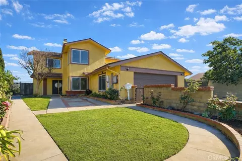 12143 Phoenix Dr, Cerritos, CA 90703