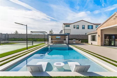 18411 Boulder Blf, Silverado, CA 92676