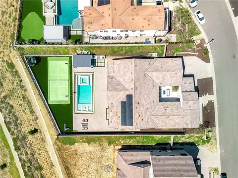 View/Area - 18411 Boulder Blf, Silverado, CA 92676 photo 2 of 3