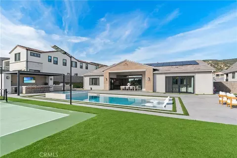 Exterior - 18411 Boulder Blf, Silverado, CA 92676 photo 7 of 11