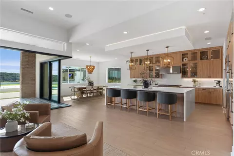 Kitchen - 18411 Boulder Blf, Silverado, CA 92676 photo 3 of 5