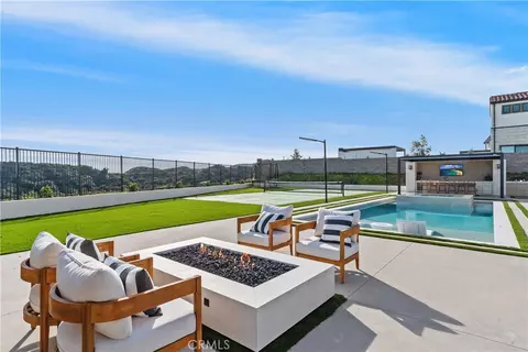 Exterior - 18411 Boulder Blf, Silverado, CA 92676 photo 10 of 11