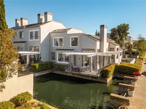 19 Waterway #9, Irvine, CA 92614