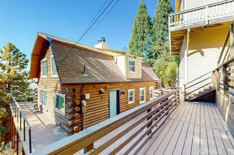 1960 Willow Dr, Running Springs, CA 92382