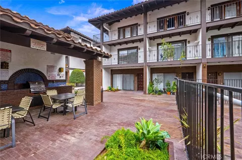 17200 Newhope, Fountain Valley, CA 92708