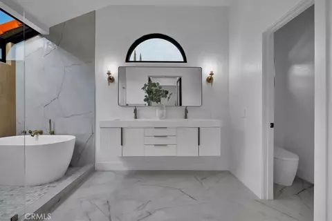 Bath - 21029 Stoddard Wls, Walnut, CA 91789 photo 4 of 5