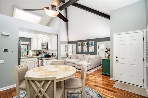 4862 Tiara #204, Huntington Beach, CA 92649