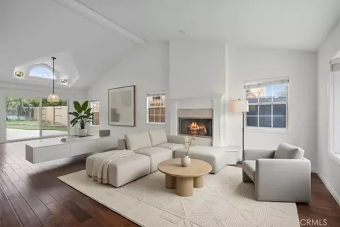 2328 Margaret Dr, Newport Beach, CA 92663