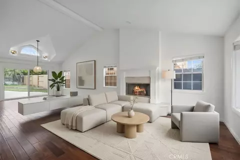 2328 Margaret Dr, Newport Beach, CA 92663