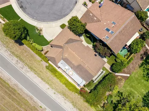 View/Area - 9 Badger Pass, Irvine, CA 92604 photo 1 of 12