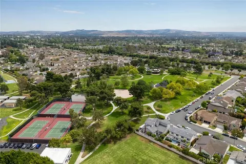 View/Area - 9 Badger Pass, Irvine, CA 92604 photo 3 of 12
