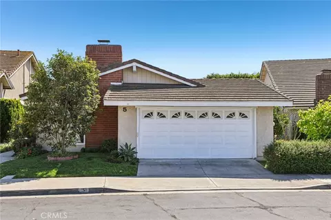 5 Poinsettia, Irvine, CA 92604
