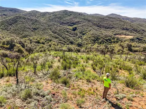 1 Decker Canyon Rd, Ortega Mountain, CA 92530 photo 2