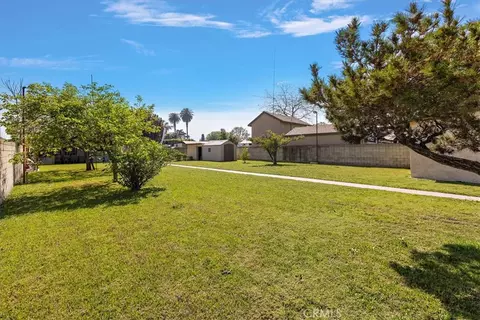 Exterior - 420 W Tichenor St, Compton, CA 90220 photo 11 of 16