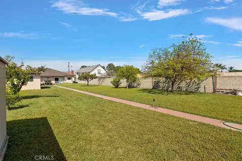 Exterior - 420 W Tichenor St, Compton, CA 90220 photo 6 of 16