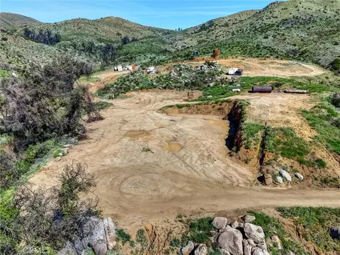 2 Decker Canyon Rd, Ortega Mountain, CA 92530 photo 7