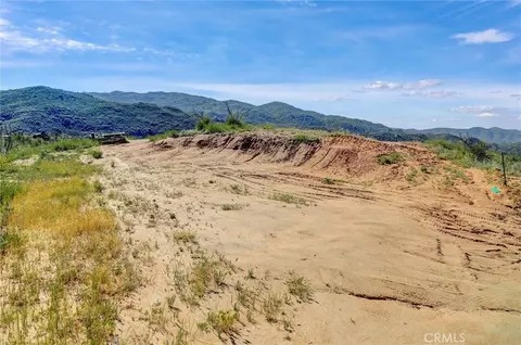 2 Decker Canyon Rd, Ortega Mountain, CA 92530 photo 32