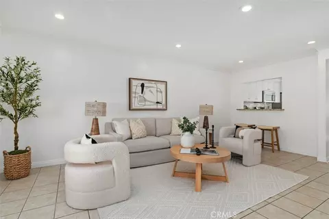 25885 Trabuco Rd #203, Lake Forest, CA 92630