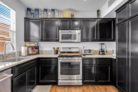 Kitchen - 30 Marcilla, Ladera Ranch, CA 92694 photo 2 of 3