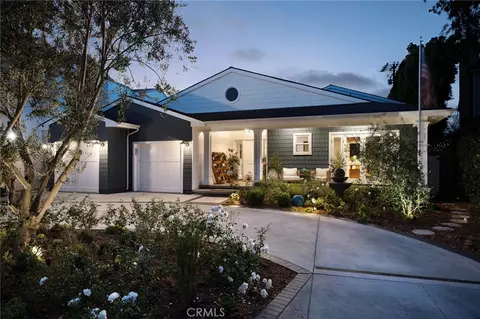 519 Signal Rd, Newport Beach, CA 92663