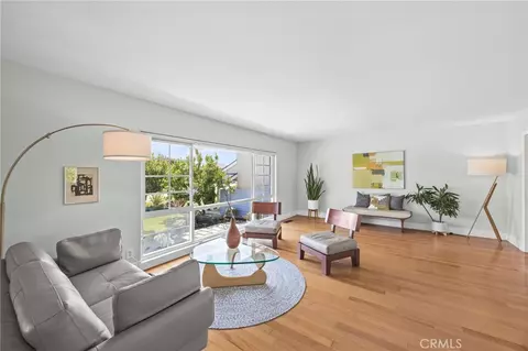 328 S Violet Ln S, Orange, CA 92869