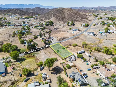 28492 Connecticut Dr, Menifee, CA 92587