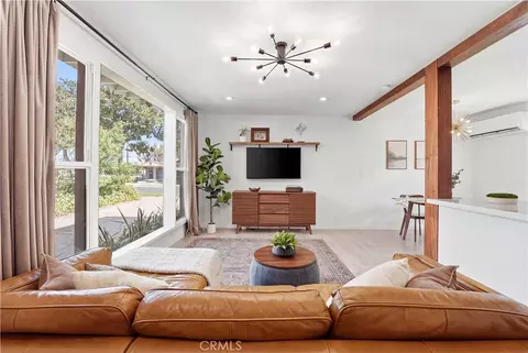 2157 Gale Ave, Long Beach, CA 90810