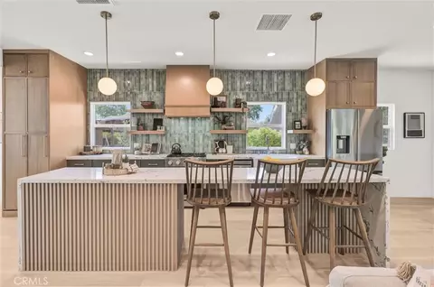 808 S Los Robles Ave, Pasadena, CA 91106