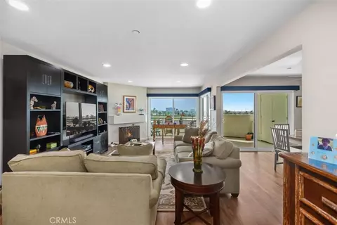 280 Cagney Ln #209, Newport Beach, CA 92663