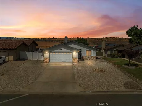 13904 Hidden Valley Rd, Victorville, CA 92395