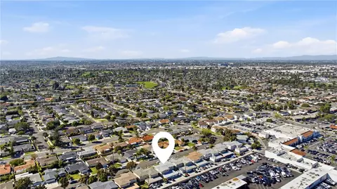 2940 Peppertree, Costa Mesa, CA 92626 photo 9